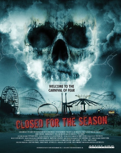 Кроме трейлера фильма Chillerama: House of Psycho Charger, есть описание Закрыто на сезон.