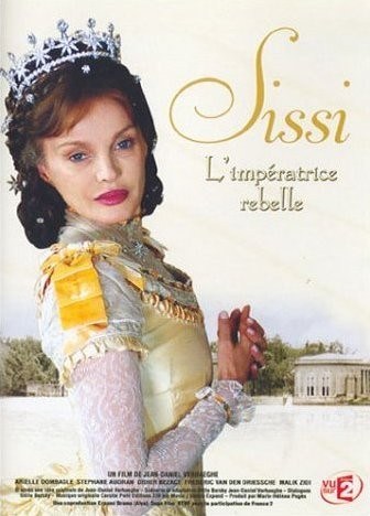 Кроме трейлера фильма Дорога домой: Невероятное путешествие, есть описание Сисси - мятежная императрица.