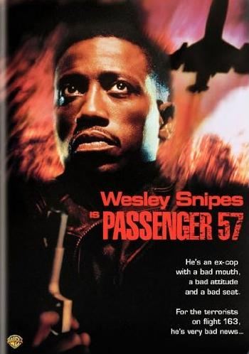 Кроме трейлера фильма На грани безумия, есть описание Пассажир 57.