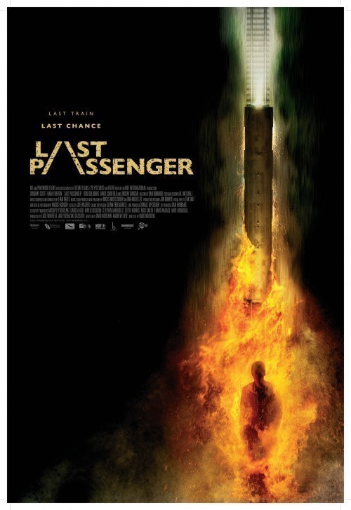 Кроме трейлера фильма Мертвые воды, есть описание Последний пассажир.