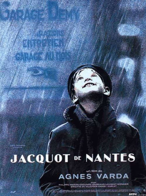 Кроме трейлера фильма Bitch, есть описание Жако из Нанта.