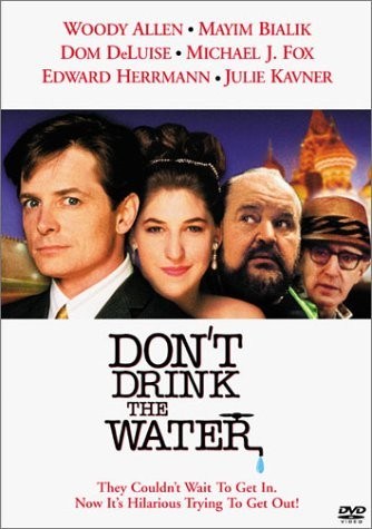 Кроме трейлера фильма Артист, есть описание Не пей воду.